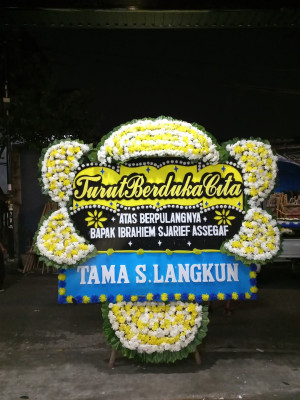 Papan Bunga Duka di Tangma